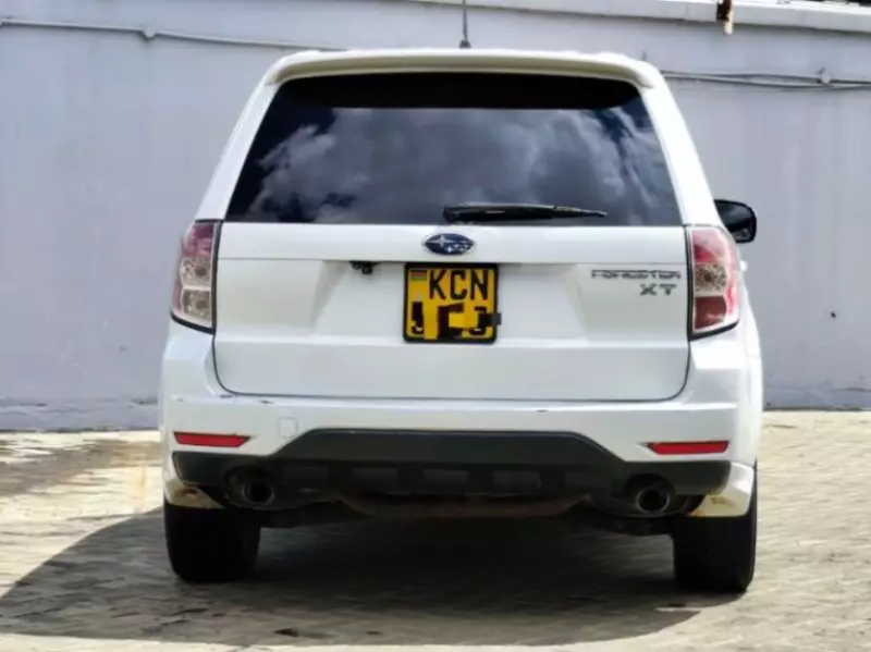 Subaru Forester   - 2011