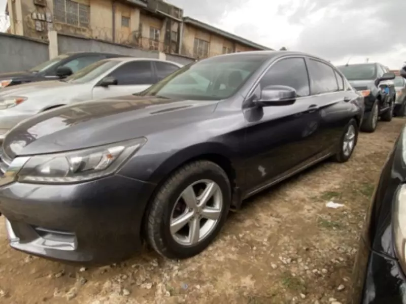 Honda Accord   - 2013