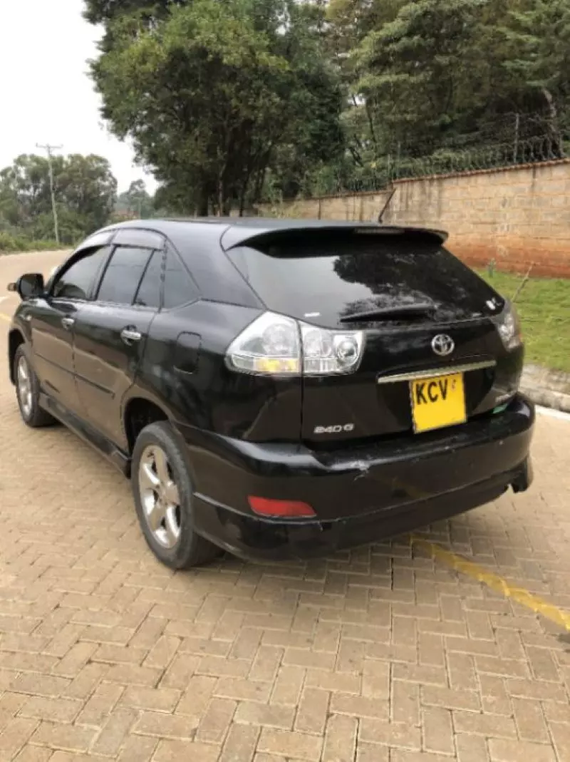 Toyota Harrier   - 2012