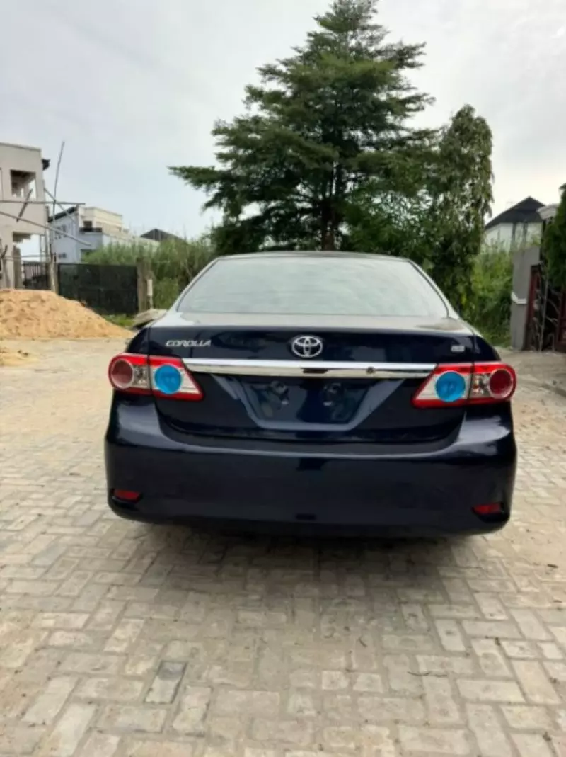 Toyota camry   - 2012