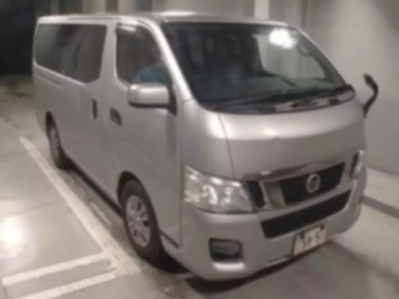 Nissan Caravan    - 2016