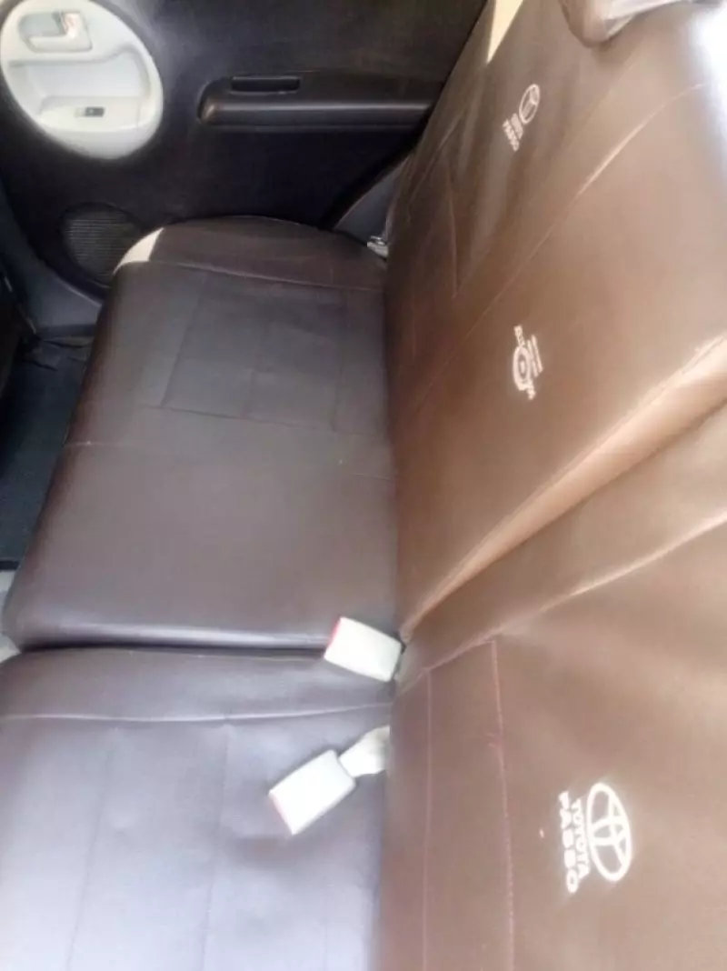 Toyota Passo   - 2009