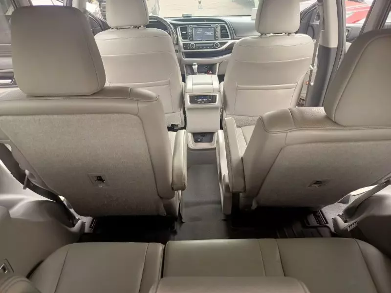 Toyota Highlander   - 2015