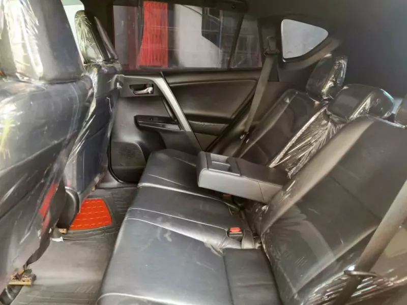 Toyota RAV4   - 2016