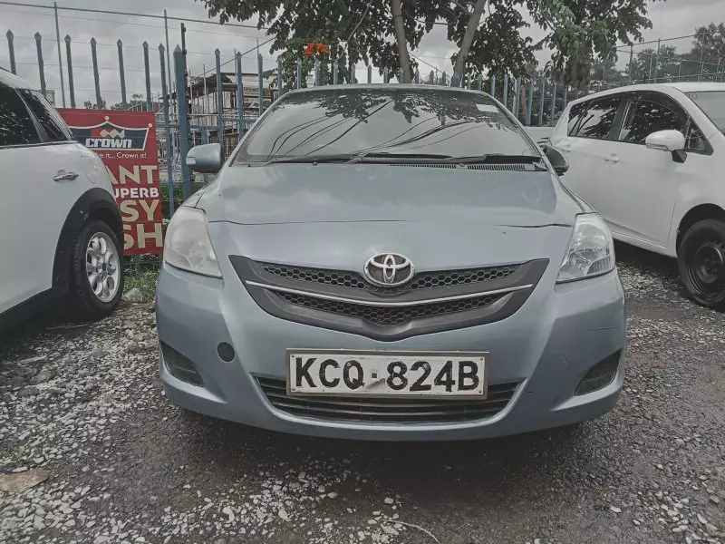 Toyota Belta   - 2001