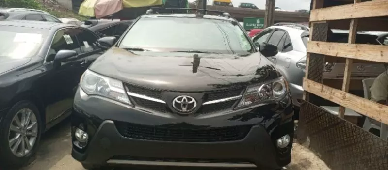 Toyota Rav4   - 2013