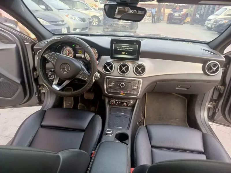 Mercedes-Benz GLA 250