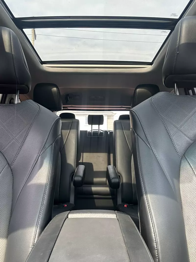 Toyota Highlander   - 2021