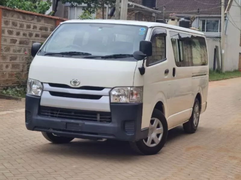 Toyota Hiace   - 2018