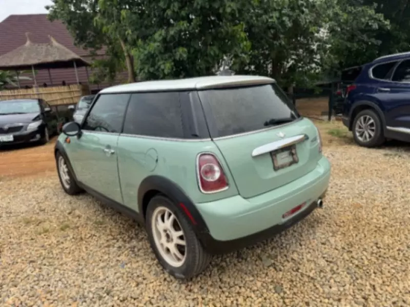 MINI Cooper   - 2012