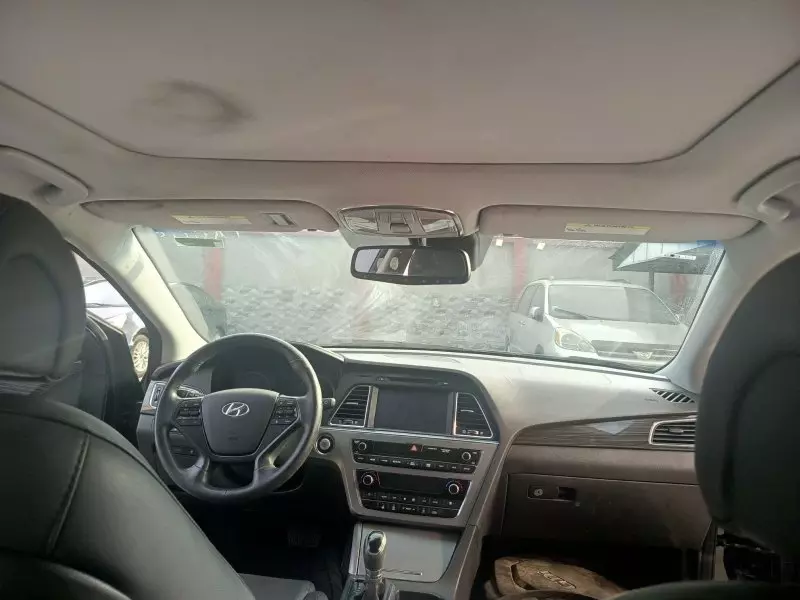 Hyundai Sonata   - 2015