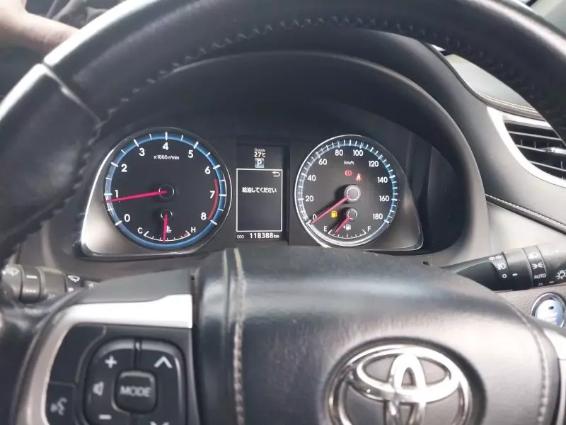 Toyota Harrier   - 2015