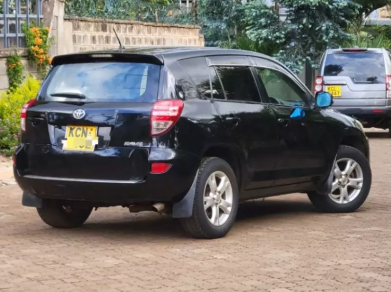 Toyota Rav4   - 2012