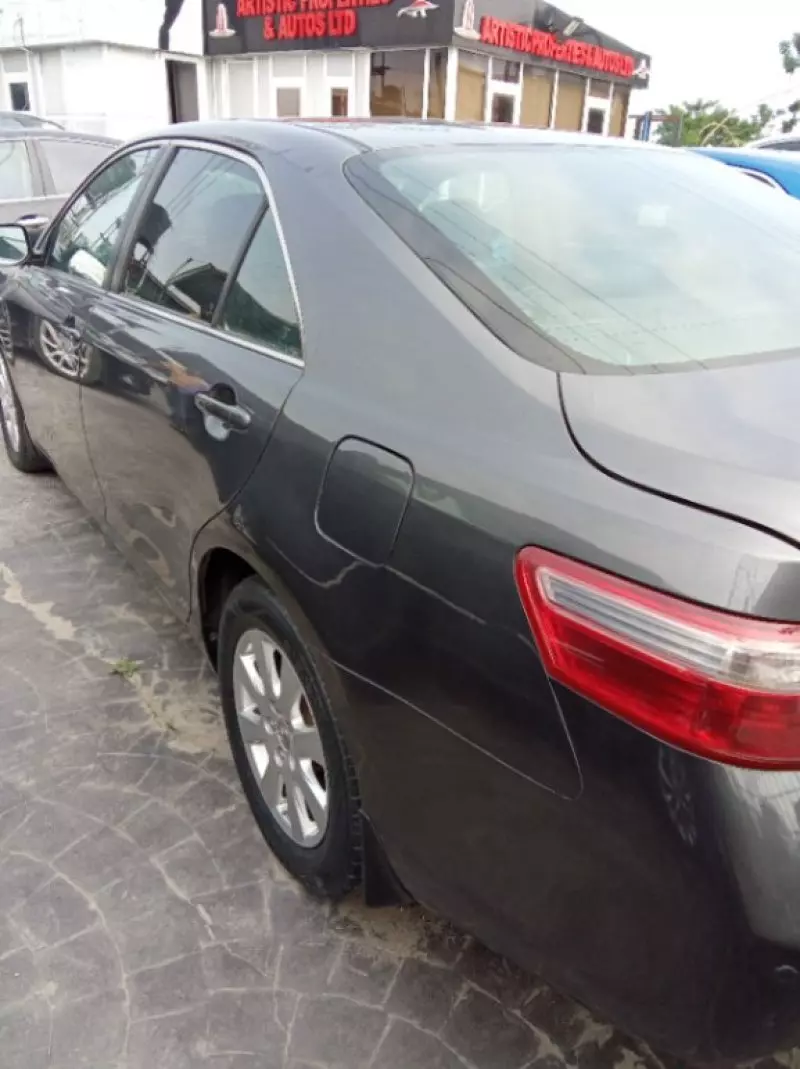 Toyota Camry   - 2015