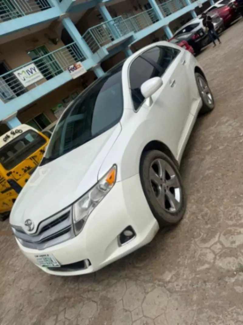 Toyota Venza   - 2009