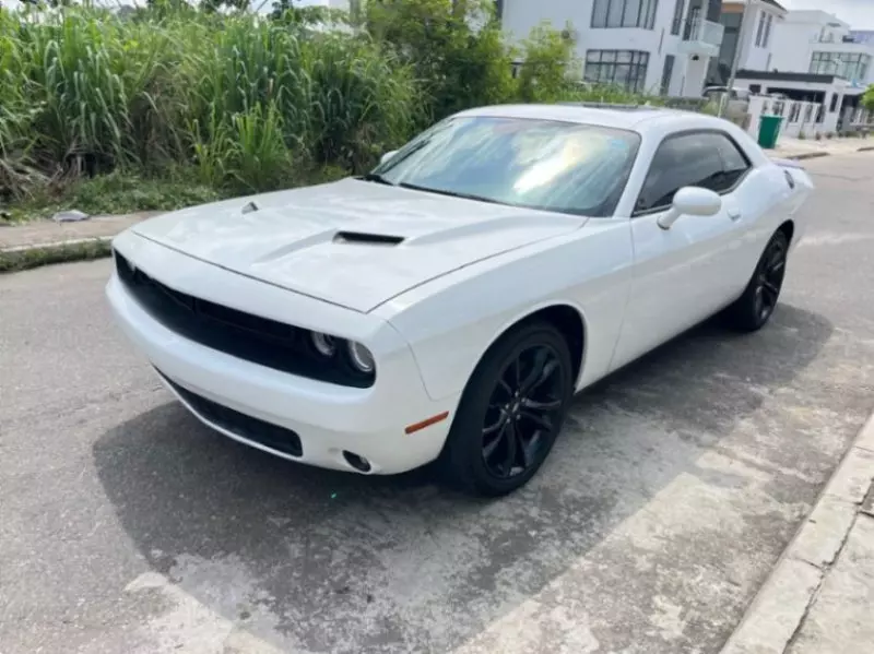 Dodge Challenger   - 2018