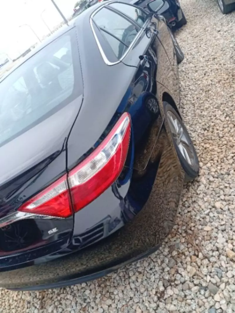 Toyota Camry   - 2016