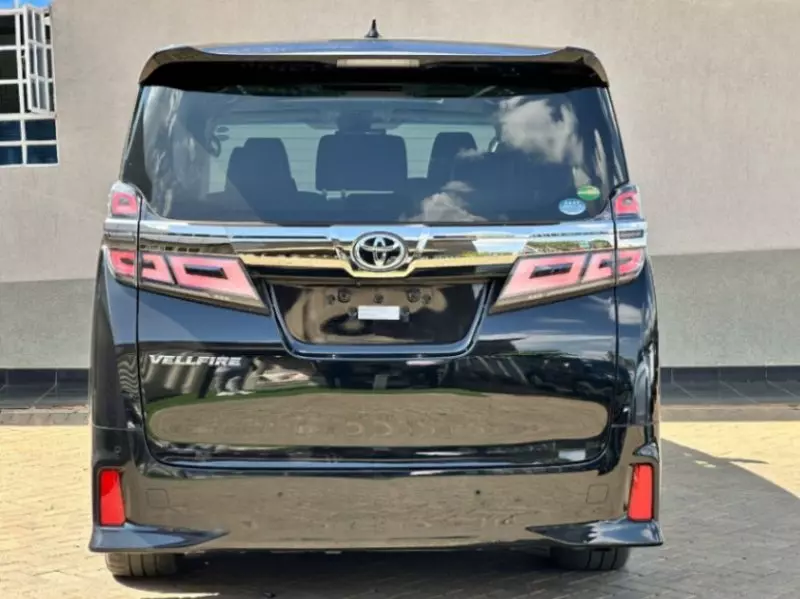 Toyota Vellfire    - 2019