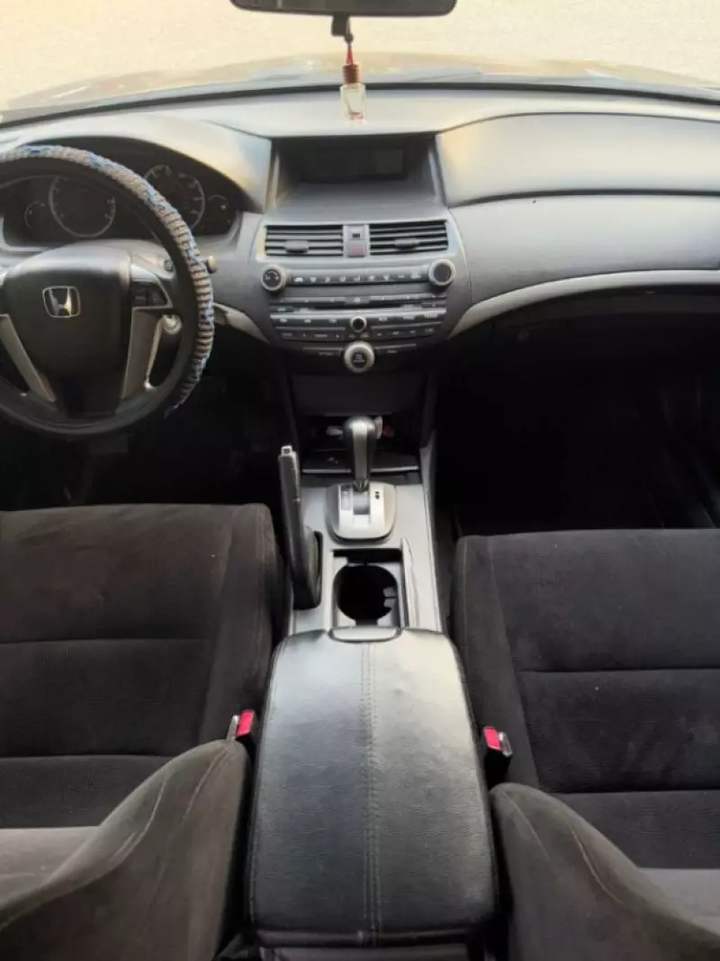 Honda Accord   - 2009