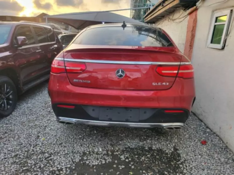 Mercedes-Benz GLE 43 AMG   - 2017