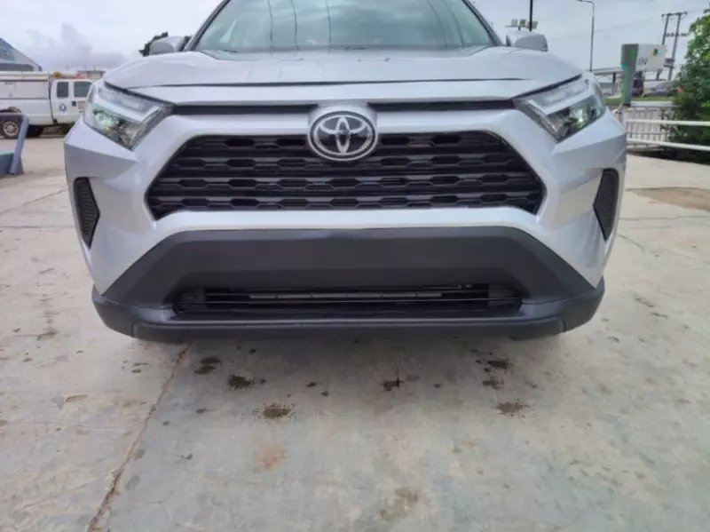 Toyota RAV 4   - 2025