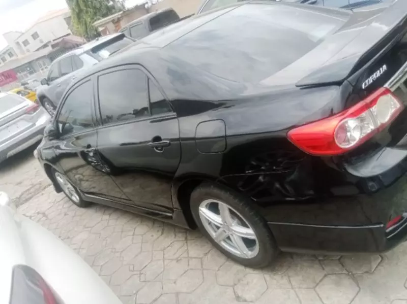 Toyota Corolla   - 2013