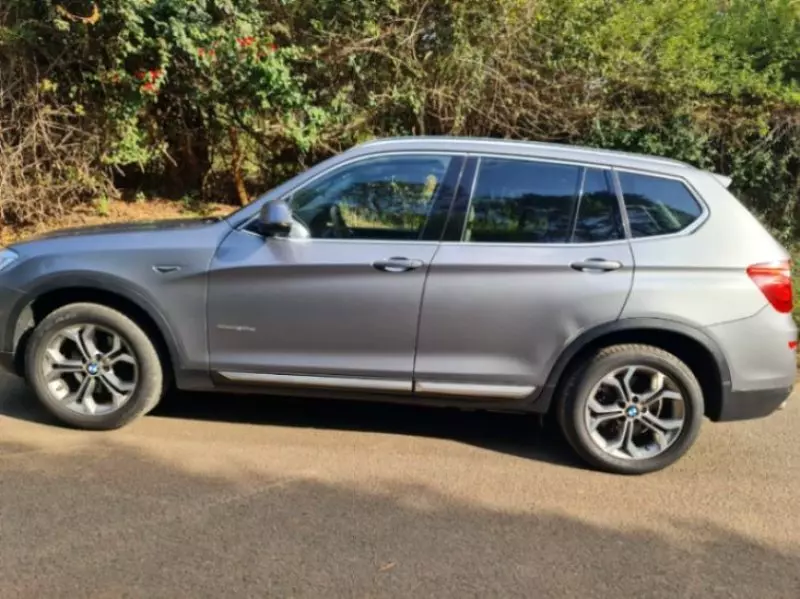 BMW X3   -
