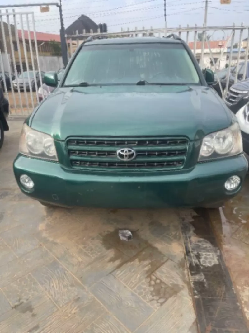 Toyota Highlander   - 2017