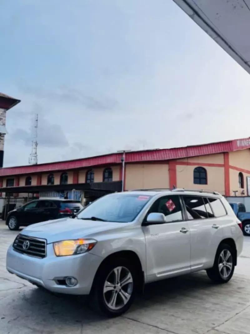 Toyota Highlander   - 2008