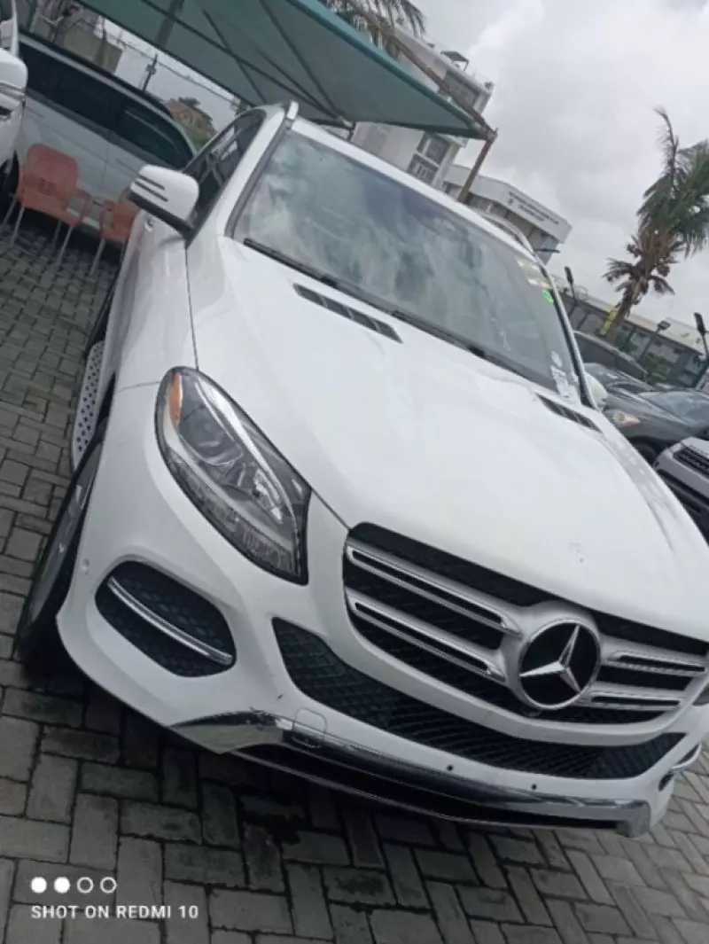 Mercedes-Benz GLE 350   - 2016