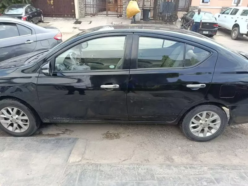 Nissan Almera