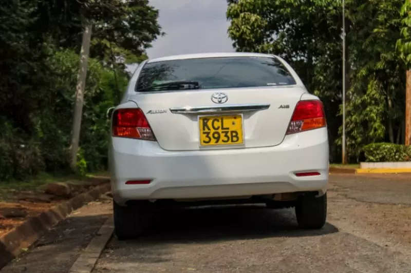 Toyota Allion    - 2010