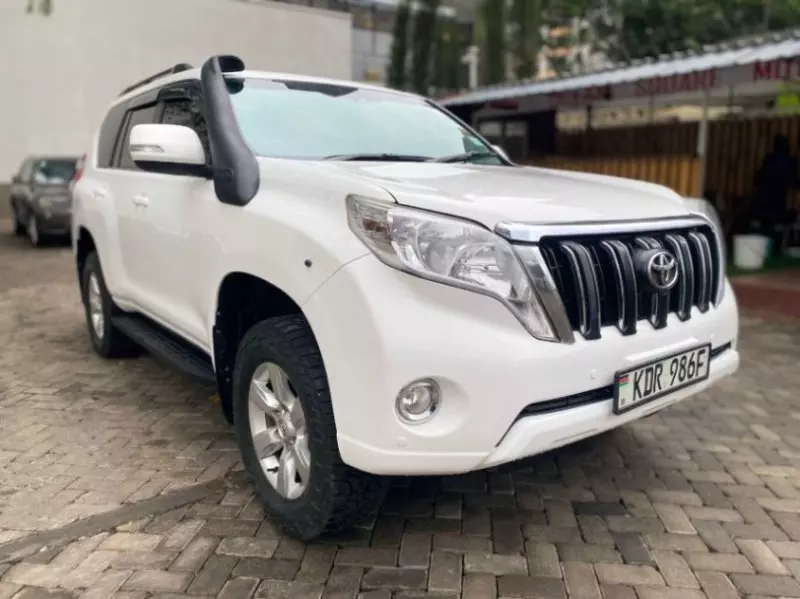 Toyota Landcruiser Prado   - 2017