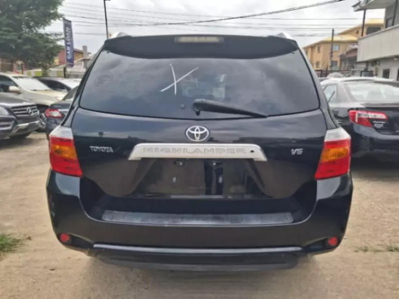 Toyota Highlander   - 2009