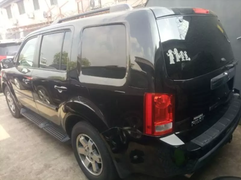 Honda Pilot   - 2011