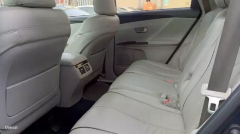 Toyota Venza   - 2013