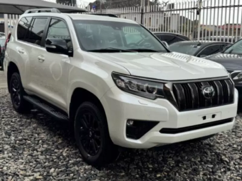 Toyota Landcruiser Prado   - 2022