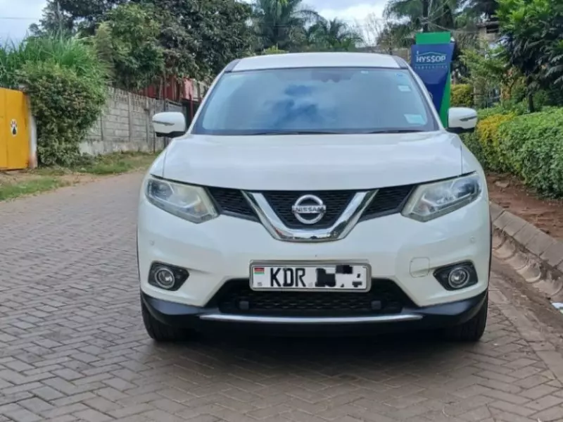 Nissan X-Trail   - 2017