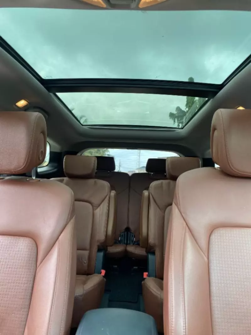 Hyundai Santa Fe   - 2014