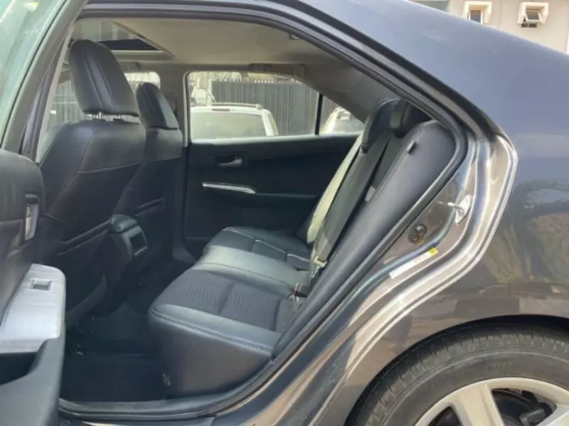 Toyota Camry   - 2012