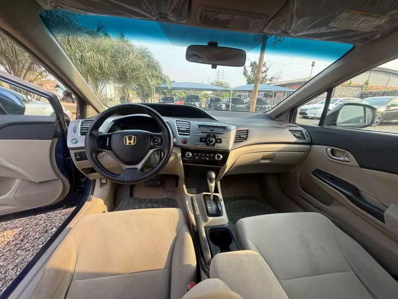 Honda Civic   - 2012