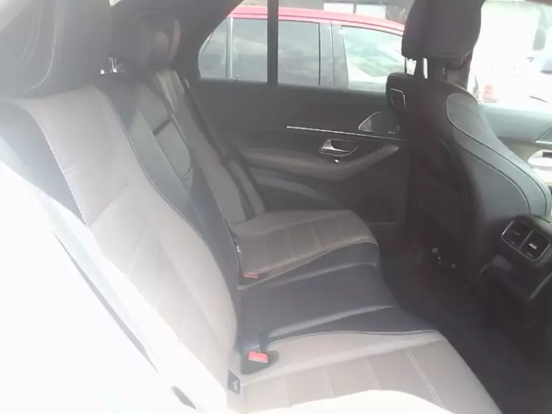 Mercedes-Benz GLC 300   - 2021