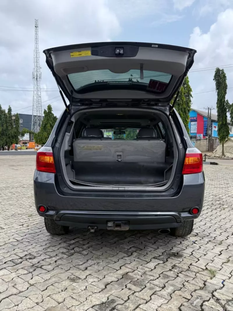 Toyota Highlander   - 2008