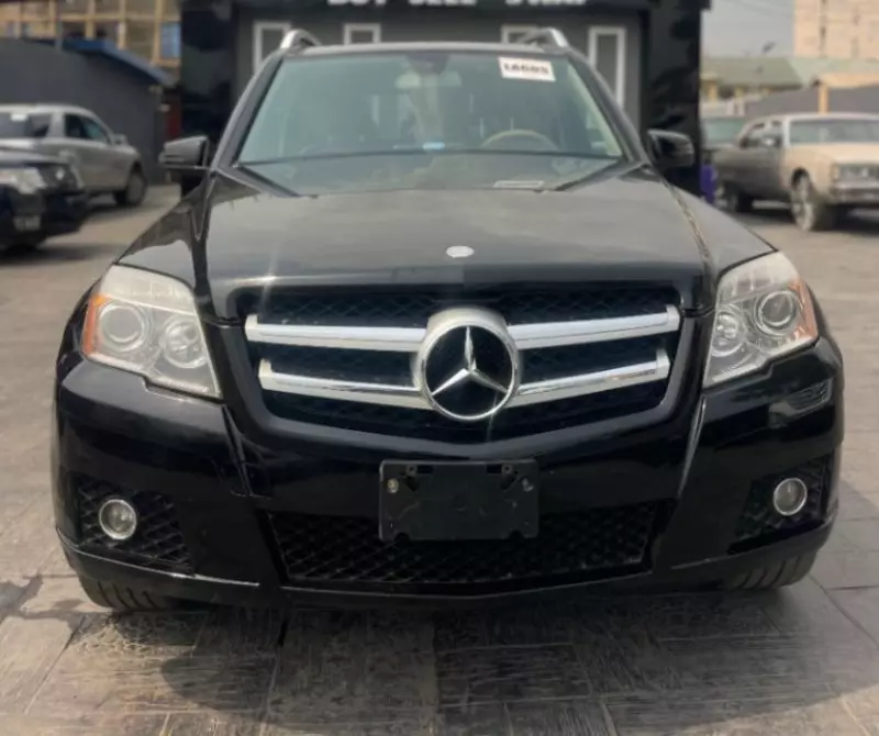 Mercedes-Benz GLK 350   - 2012