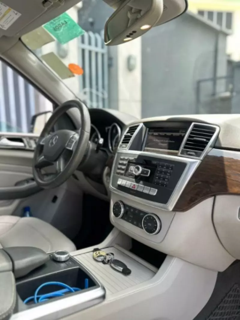 Mercedes-Benz ML 350   - 2015