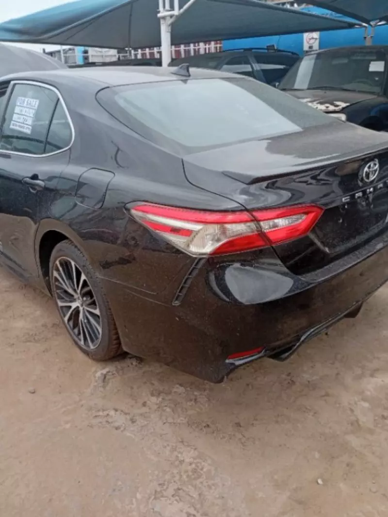 Toyota Camry   - 2019