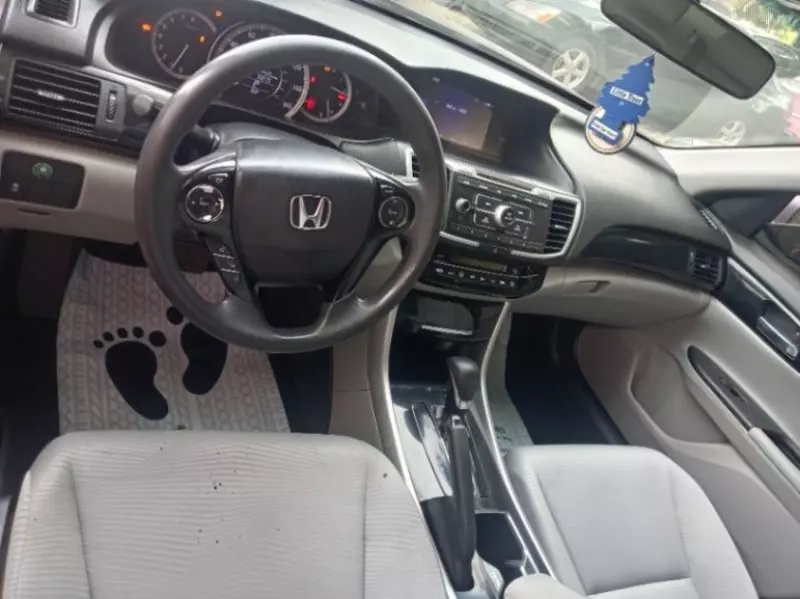 Honda Accord   - 2017