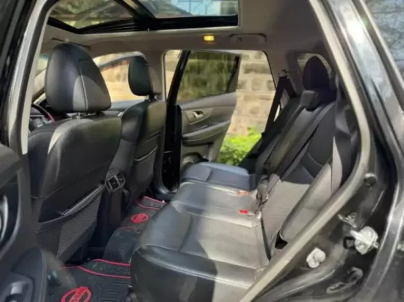 Nissan X-Trail   - 2016