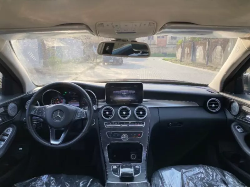 Mercedes-Benz C 300   - 2015
