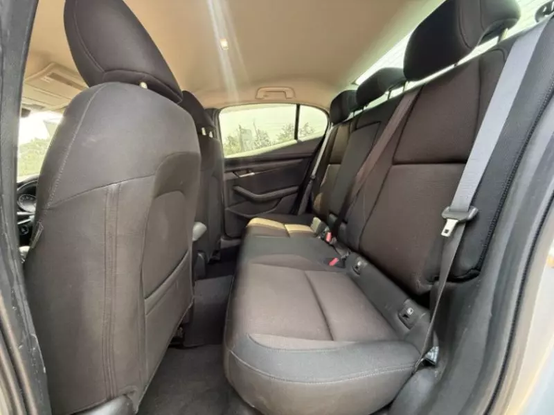 Mazda 3   - 2019